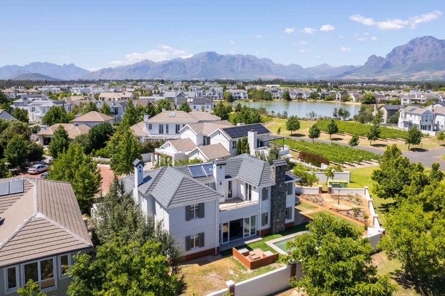4 Bedroom Property for Sale in Val De Vie Estate Western Cape